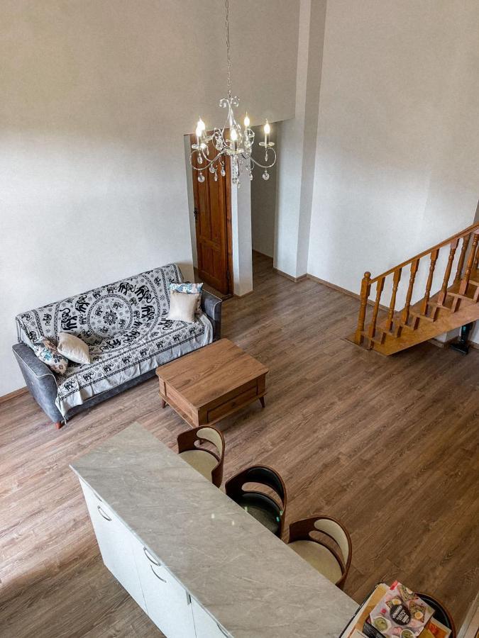 Center Apartment 3 Rooms Tbilisi ภายนอก รูปภาพ