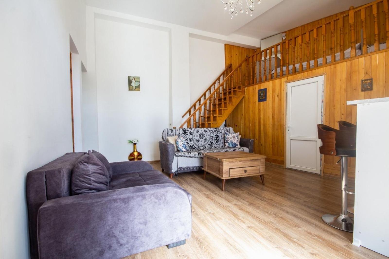 Center Apartment 3 Rooms Tbilisi ภายนอก รูปภาพ